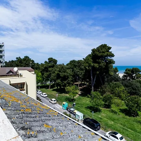 Attico Sul Mare Apartment *